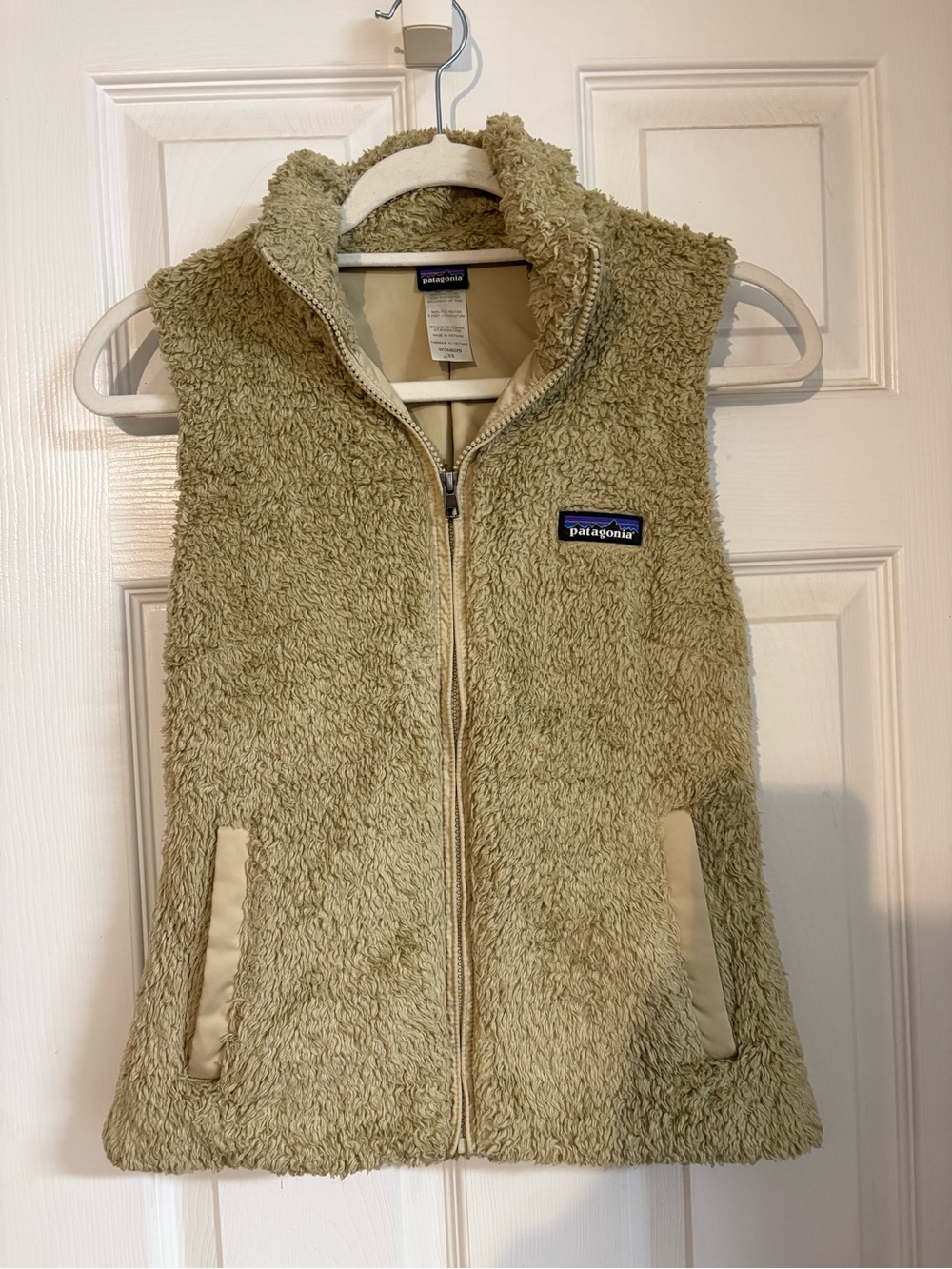 Patagonia Women’s Zip-Up Vest